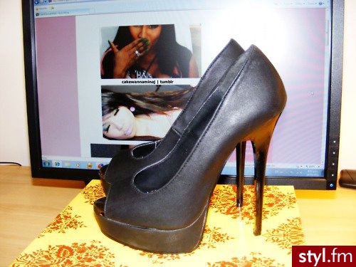 Szpilki Buty Moda