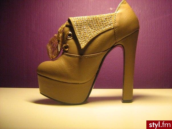 Pozostałe Buty Moda