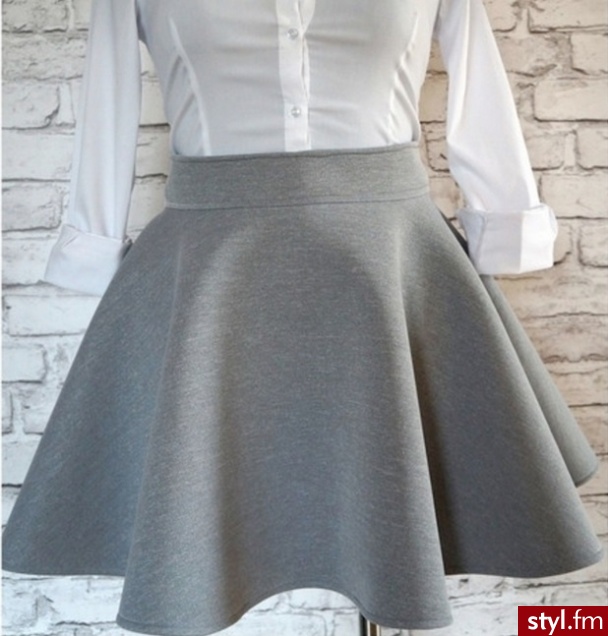 Średnie Spódnice Moda