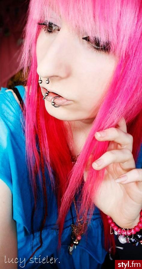 EMO Alternatywne Średnie Fryzury