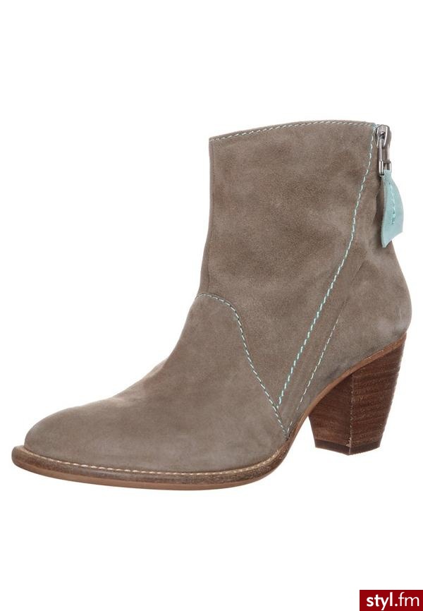 SPM Botki brązowy KA 11281660 - Botki Buty Moda