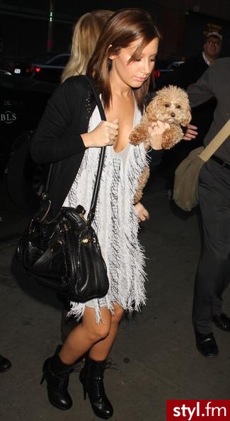 Ashley Tisdale - Moda uliczna Inne Moda