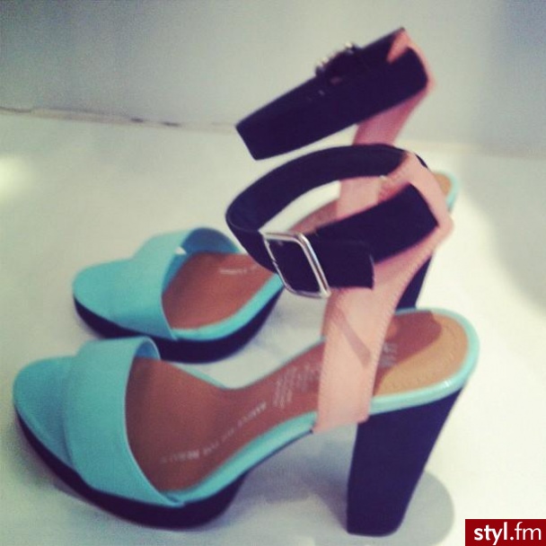 Sandały Buty Moda