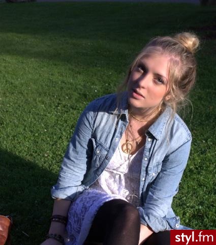 Średnie Fryzury