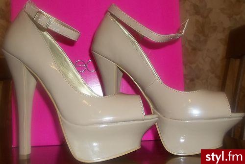 Szpilki Buty Moda
