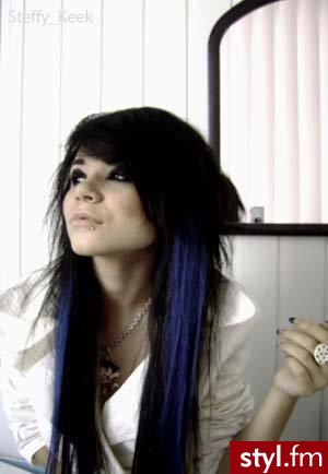 Steffy Keek - EMO Alternatywne Średnie Fryzury