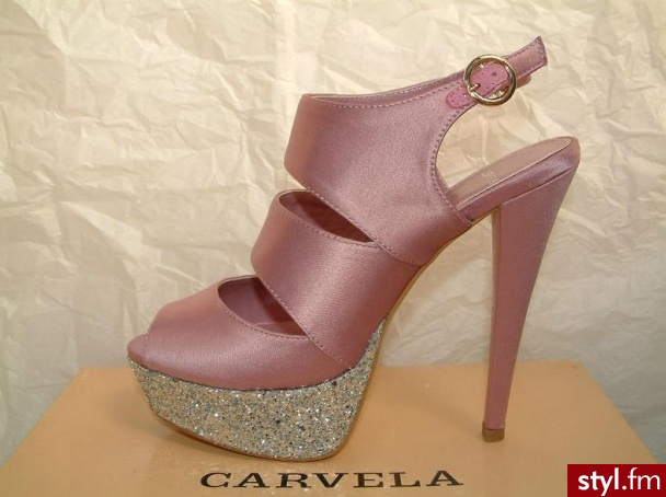 Szpilki Buty Moda