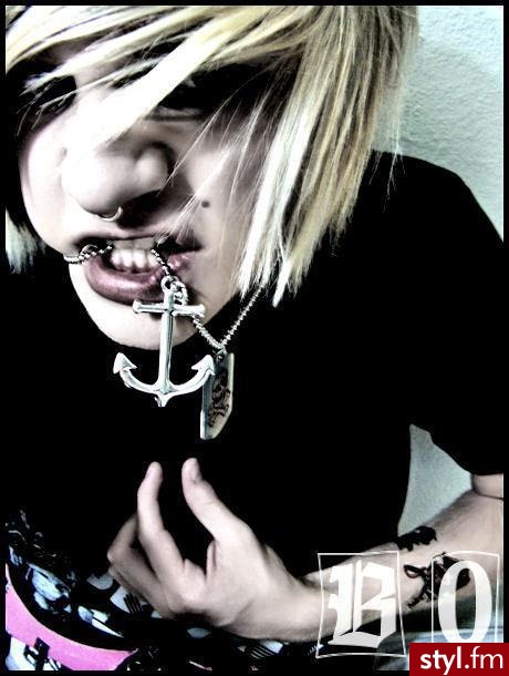 EMO Alternatywne Średnie Fryzury