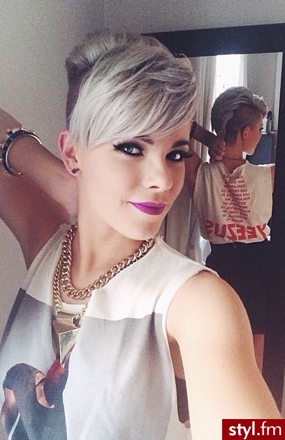 Blond Punk Rock Alternatywne Krótkie Fryzury