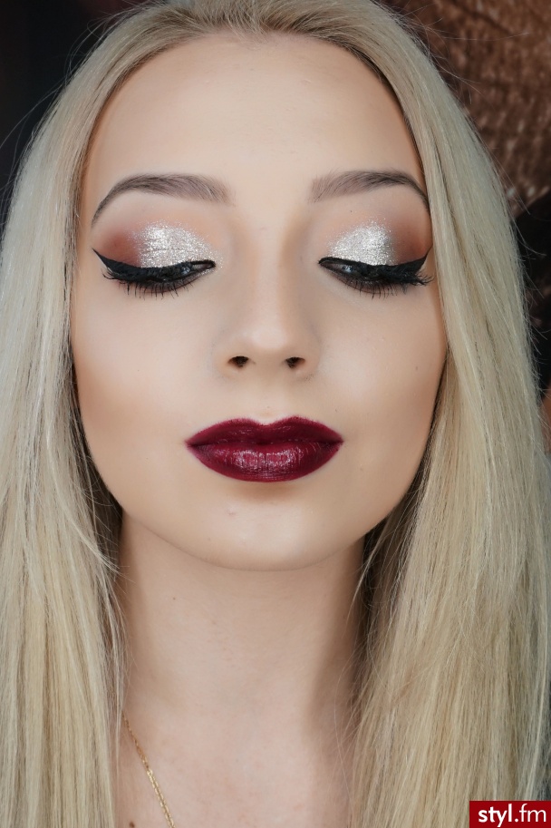soinlovewithmakeup.blogspot.com - Wieczorowe Makijaże