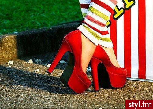 Szpilki Buty Moda