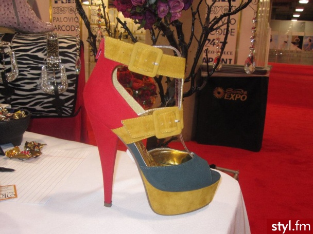 Szpilki Buty Moda