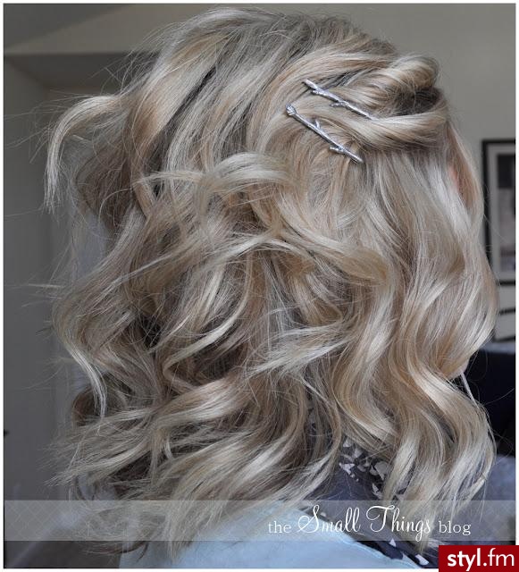 Blond Rozpuszczone Kręcone Na co dzień Średnie Fryzury
