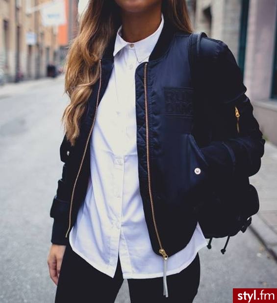 Kurtki Okrycia Moda