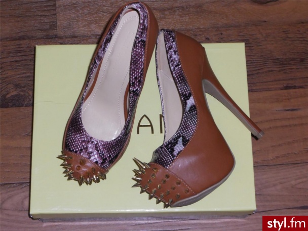 Szpilki Buty Moda