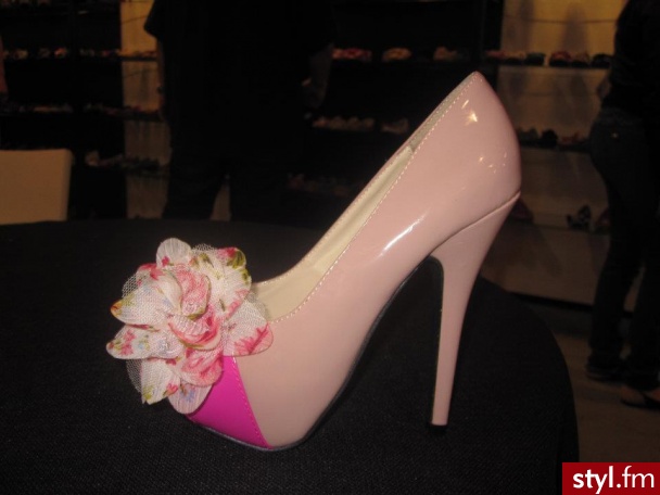 Szpilki Buty Moda