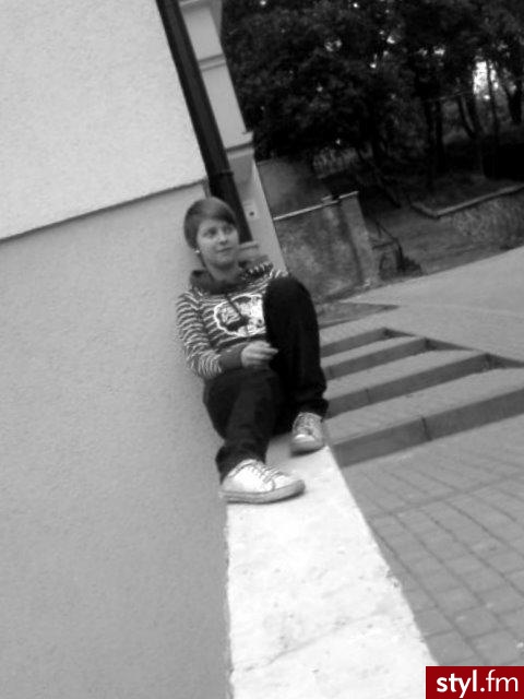 ... - Krótkie Fryzury