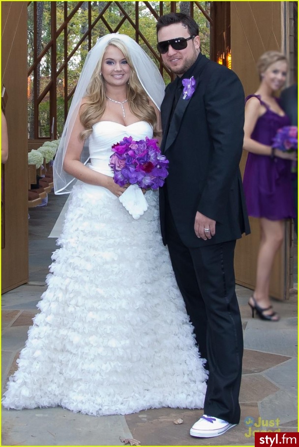 Tiffany Thornton - Suknie ślubne Ślub Moda