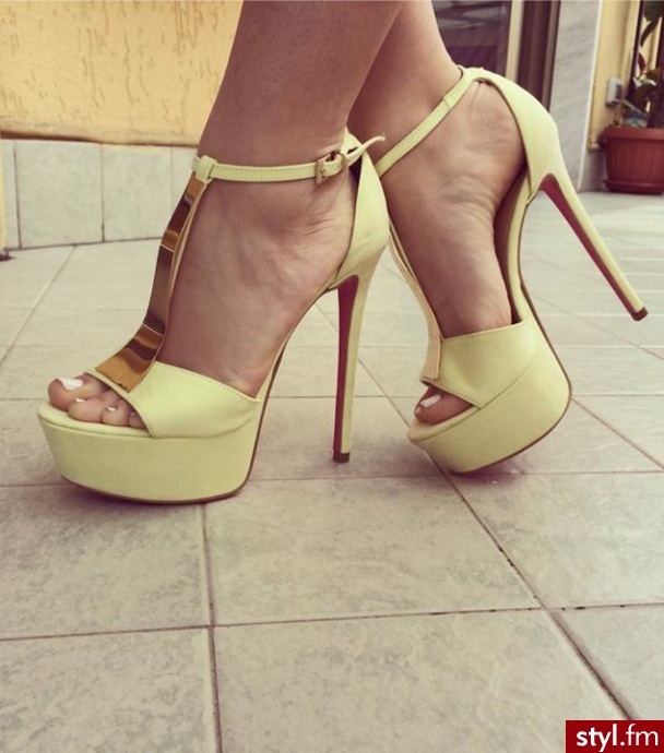 Szpilki Buty Moda