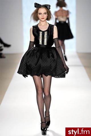 Jeżeli zdjęcie znajduje się już w galerii poproszę o link - Pozostałe Ciuchy Moda