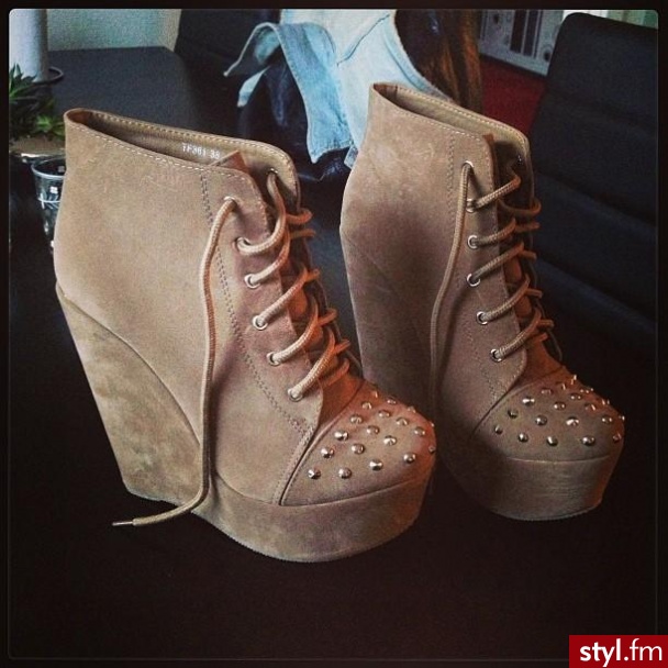 Koturny Buty Moda