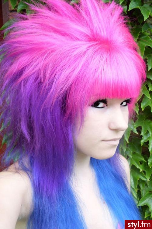 EMO Alternatywne Średnie Fryzury