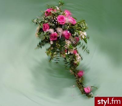 znalezione w necie :) - Bukiety ślubne Ślub Moda