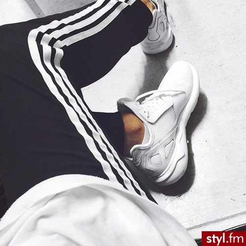  Inspiracje modowe: http://klaoudyna.tumblr.com/ - Sportowe Buty Moda