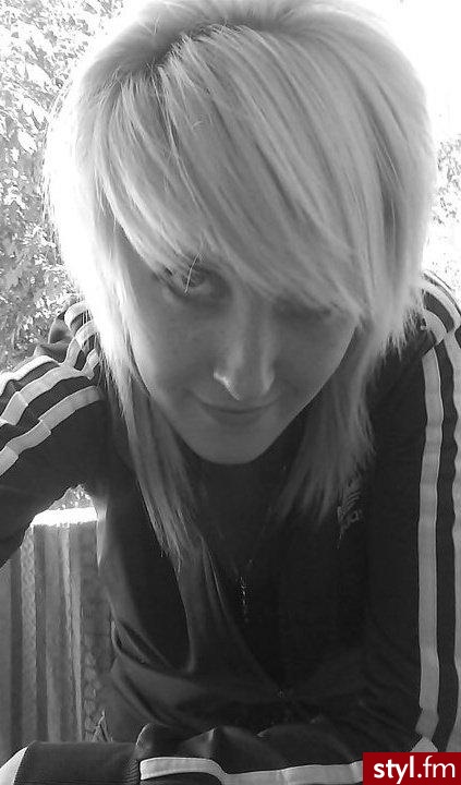 Blond Rozpuszczone Proste z grzywką Na co dzień Średnie Fryzury
