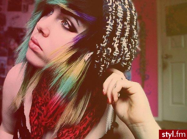 EMO Alternatywne Średnie Fryzury