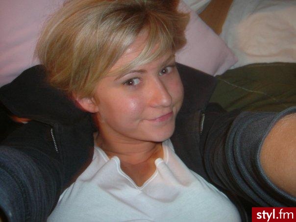 Średnie Fryzury