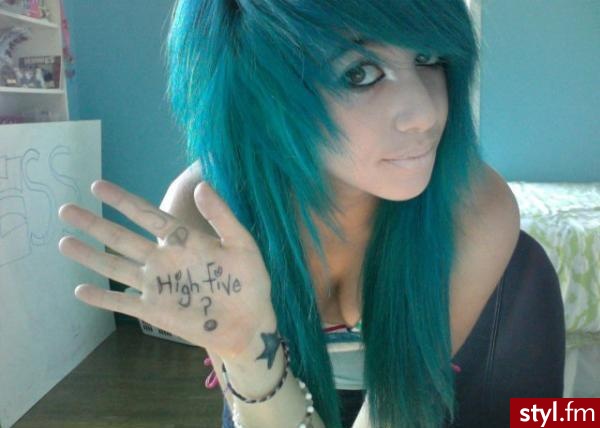 EMO Alternatywne Średnie Fryzury