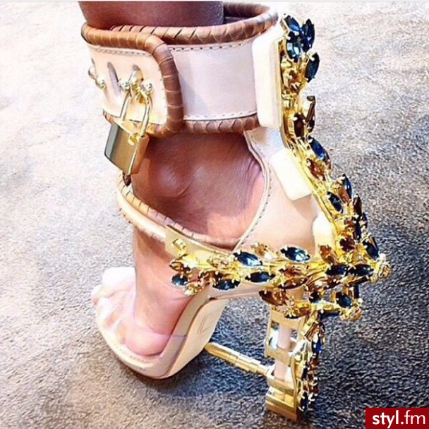 Szpilki Buty Moda