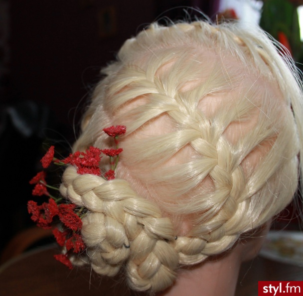 Blond Warkocze Proste Wieczorowe Długie Fryzury