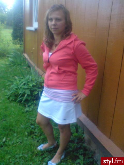 Średnie Fryzury