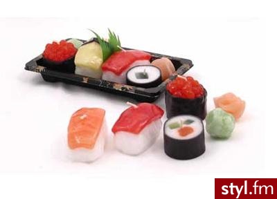 Coś dla fanów japońskiej kuchni - świeczki w kształcie sushi! :) Cena: $20 - Misz-masz