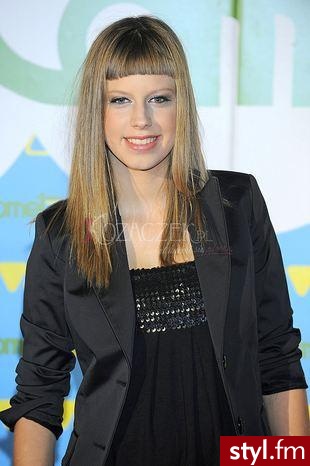 Średnie Fryzury