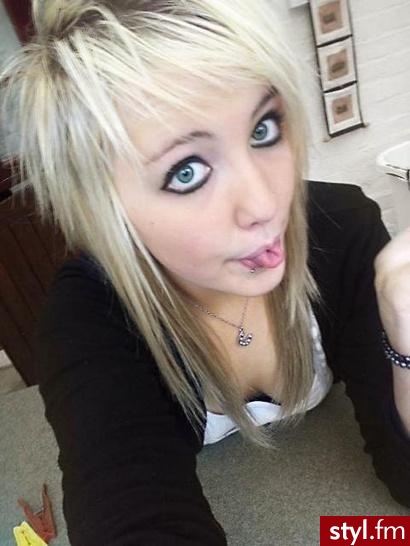 EMO Alternatywne Średnie Fryzury