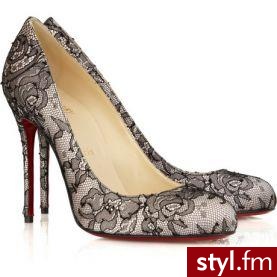 Koronkowe szpilki od Louboutina. Koronkowe szpilki od Louboutina - Pozostałe Buty Moda