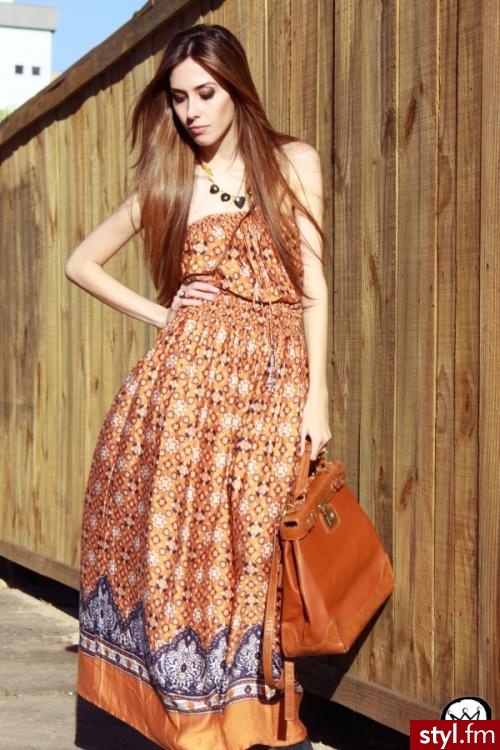 Sukienki Moda