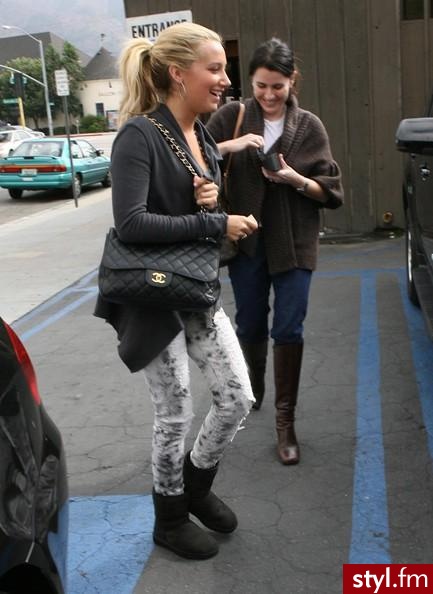 Ashley Tisdale - Moda uliczna Inne Moda