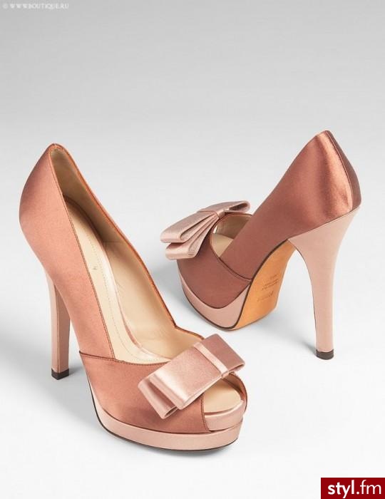 buty. Fendi - Pozostałe Buty Moda