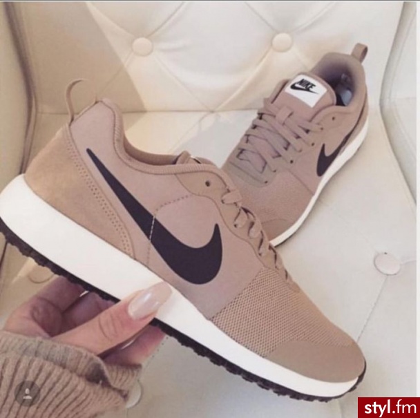 Sportowe Buty Moda