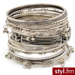 Amrita Singh - Bangle Bangle - Colleen Bangle Set - Polyvore. Pobrano ze strony: http://www.polyvore.com/amrita_singh_bangle_colleen_set/thing?id=12215481 - Pozostałe Dodatki Moda