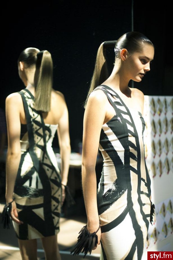 Sukienki Moda
