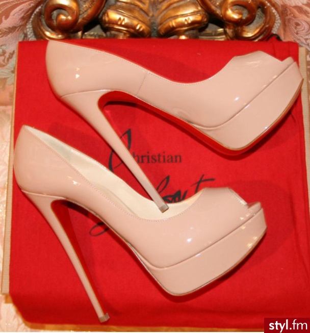 Szpilki Buty Moda