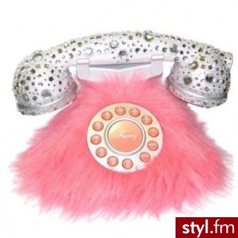 Jeszcze takiego telefonu nie widziałam na dole puszek a na guże diamenciki ;] 
cena $53.00 - Gadżety Inne Moda