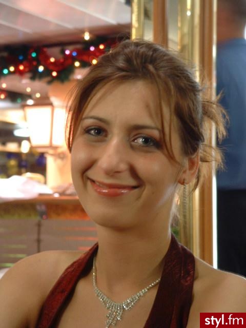 Średnie Fryzury