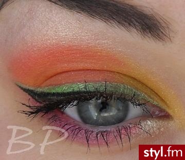 http://make-up-4-u.blogspot.com - Wieczorowe Makijaże