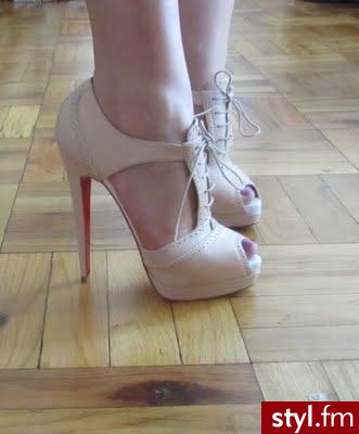 Szpilki Buty Moda